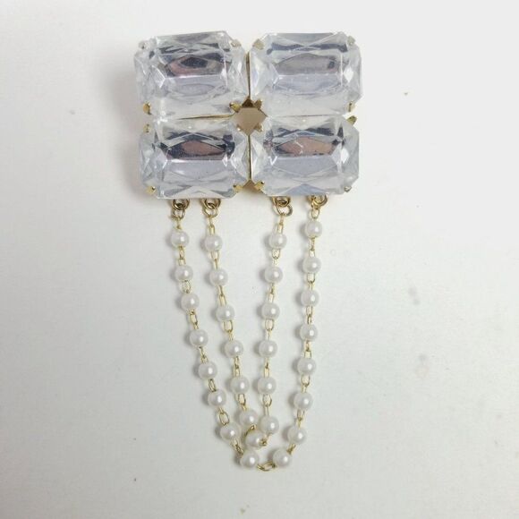 Vintage Square Rhinestone Cluster Brooch with Faux Pearl Swag, Regal Lapel Pin - Picture 2 of 7
